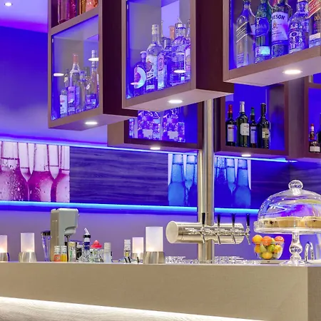 Park By Radisson Neumarkt 4*