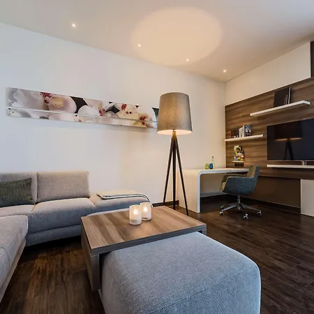 Park By Radisson Neumarkt 4*