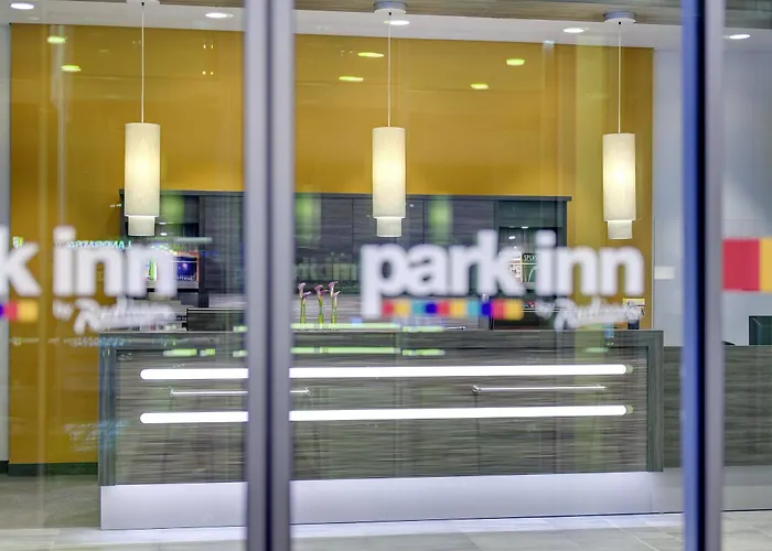 Park By Radisson Neumarkt 4*