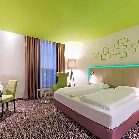 Hotel Park By Radisson Neumarkt